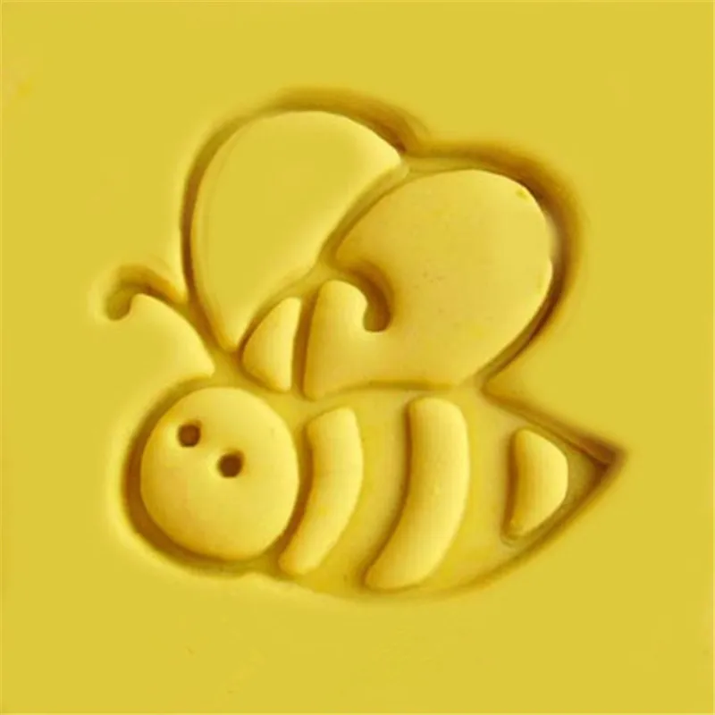 

Free Shipping Handmade Cute Bee Design Resin Soap Stamp Homemade Tools DIY Sugarcarft Candy Candle Stamp Soap Making Kits