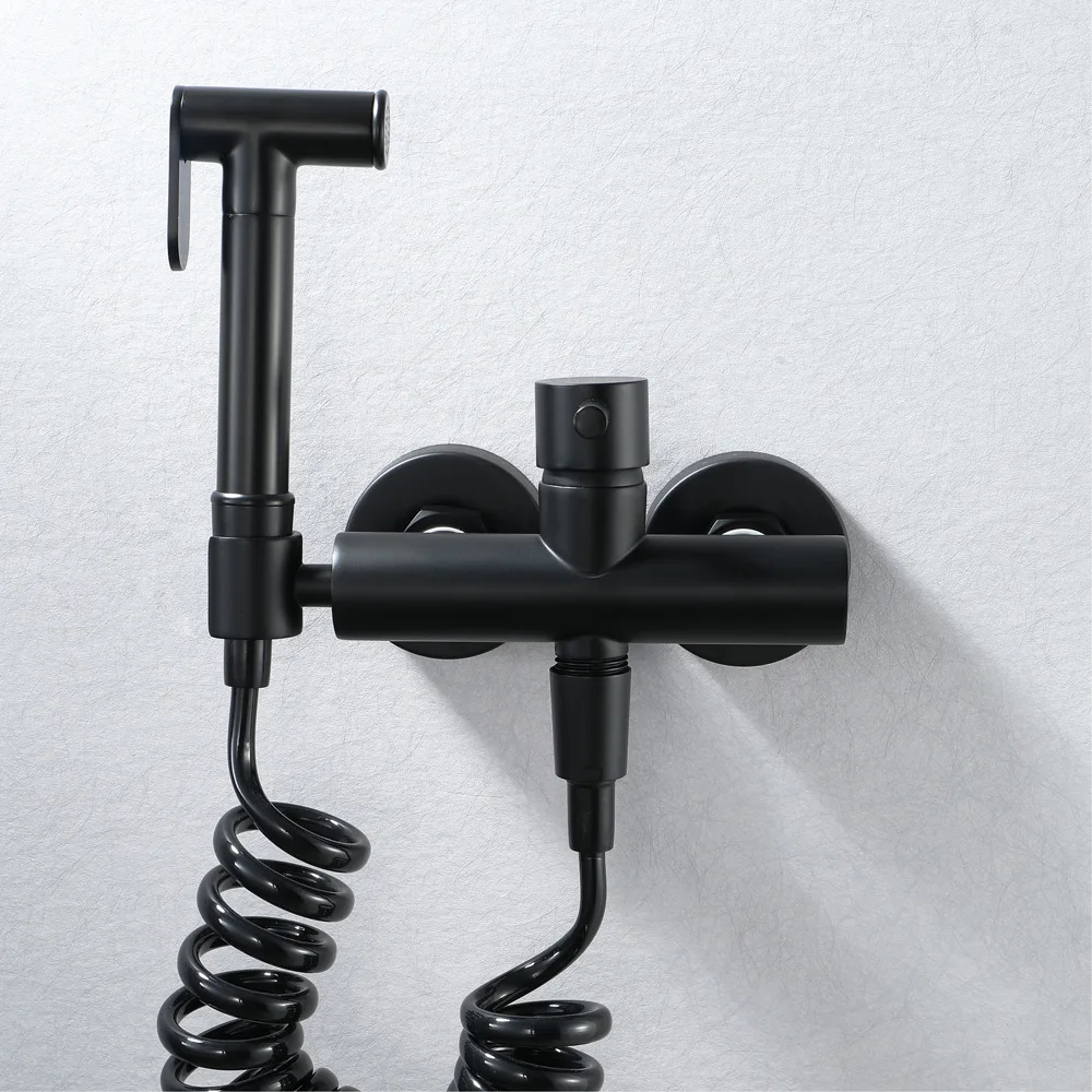 Wall Mounted Brass Black Bidets Faucet Toilet Cleaner Shower Spray Bidet Sprayer Toilet Faucets With 1.5m Shower Hose Telescopic