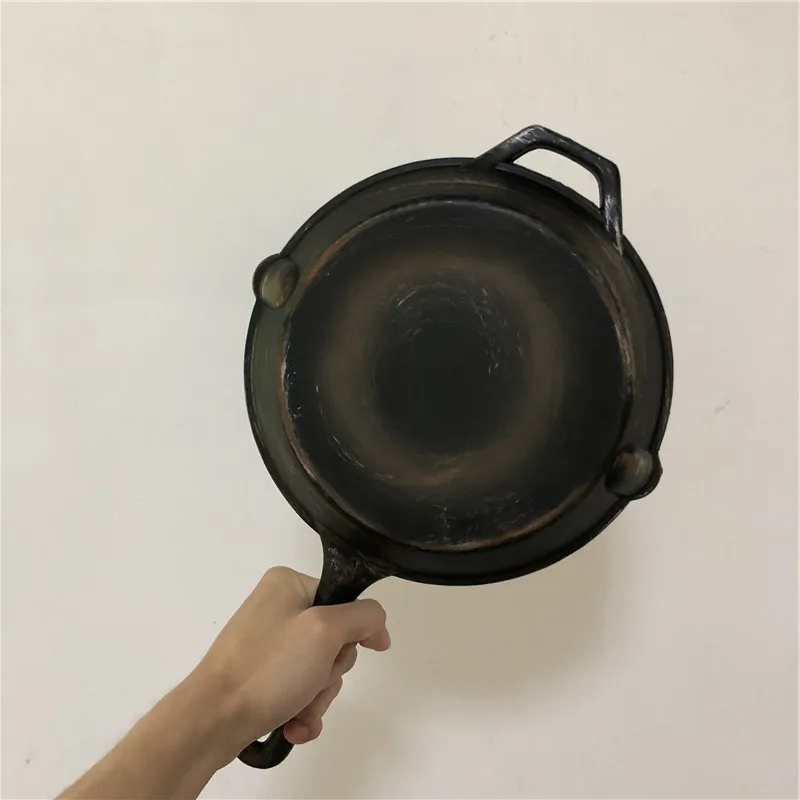 

1:1 Game PUBG Saucepan Rust Old Playerunknown's Battlegrounds Surrounding Weapons PU Cosplay Props Model Figure 42cm