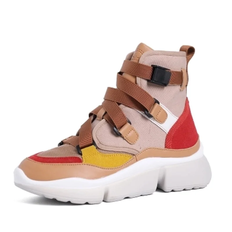 

Street dance hip hop high-top women's shoes 2018 new Korean version of Harajuku thick-soled casual shoes.