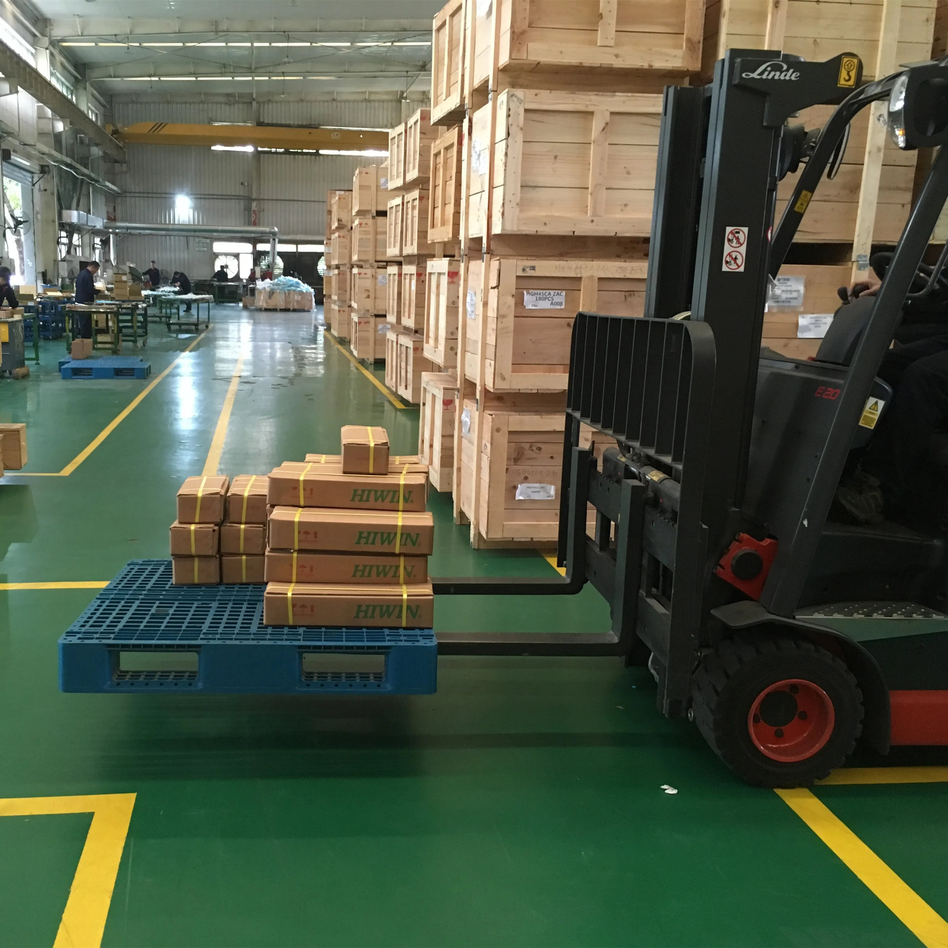Original Hiwin MGN12H carriages+400mm L MGNR12C linear rails 5pcs for BLV MGN Cube 3d printer Original Hiwin MGN12H carriages+400mm L MGNR12C linear rails 5pcs for BLV MGN Cube 3d printer