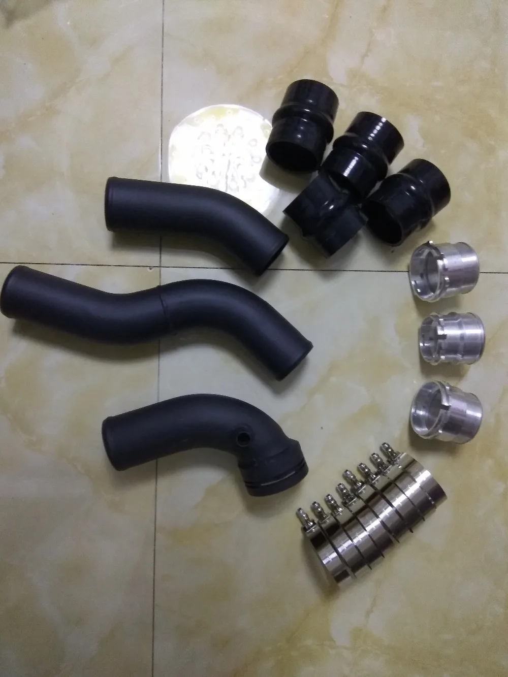 

Intake & Intercooler Charge Pipe for BMW N55 F22 F23 M235i M235i xDrive intercooler charge pipe 14-16