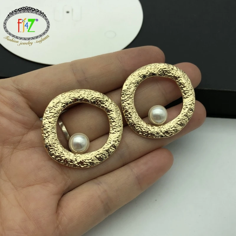 

F.J4Z Women Earrings for Party Trendy Irregular Circle Earrings Simulated Pearl Earrings Club Show Dropshipping Jewelry