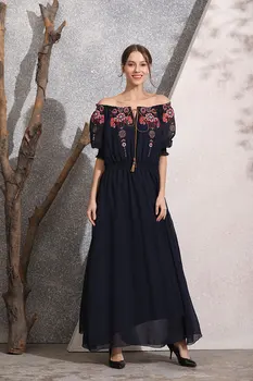 

M-XXL Size Fashion 2019 Women Beach Dress Bohemian Lantern Sleeve Slash Neck Women Long Dresses Polyester Summer Maxi Dresses