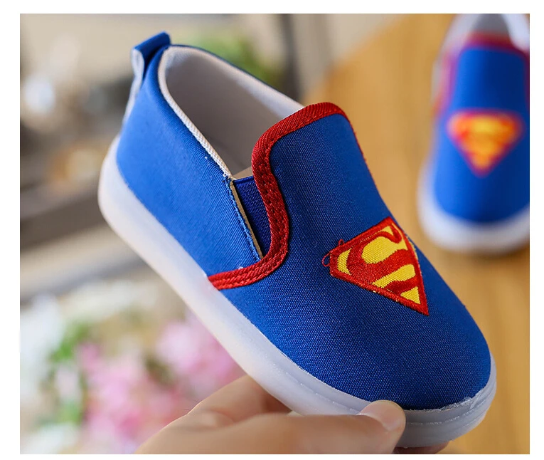 kids led shoes (84)