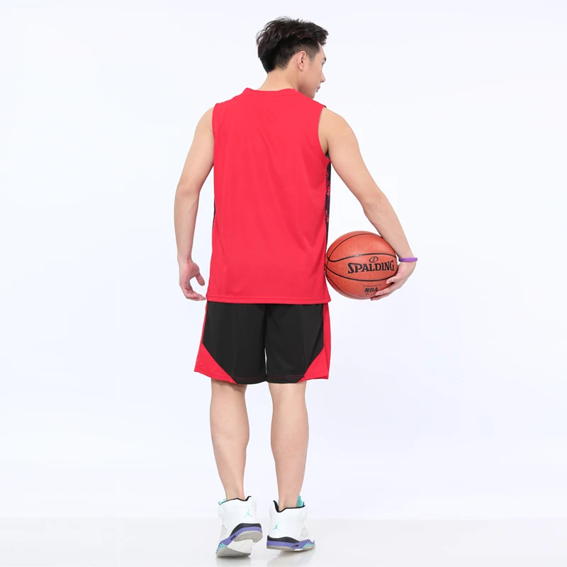 Человек Спорт Наборы для ухода за кожей с коротким рукавом дышащая быстросохнущая Фитнес Баскетбол Майки мужской Рубашки для мальчиков Шорты костюм спортивной подготовки