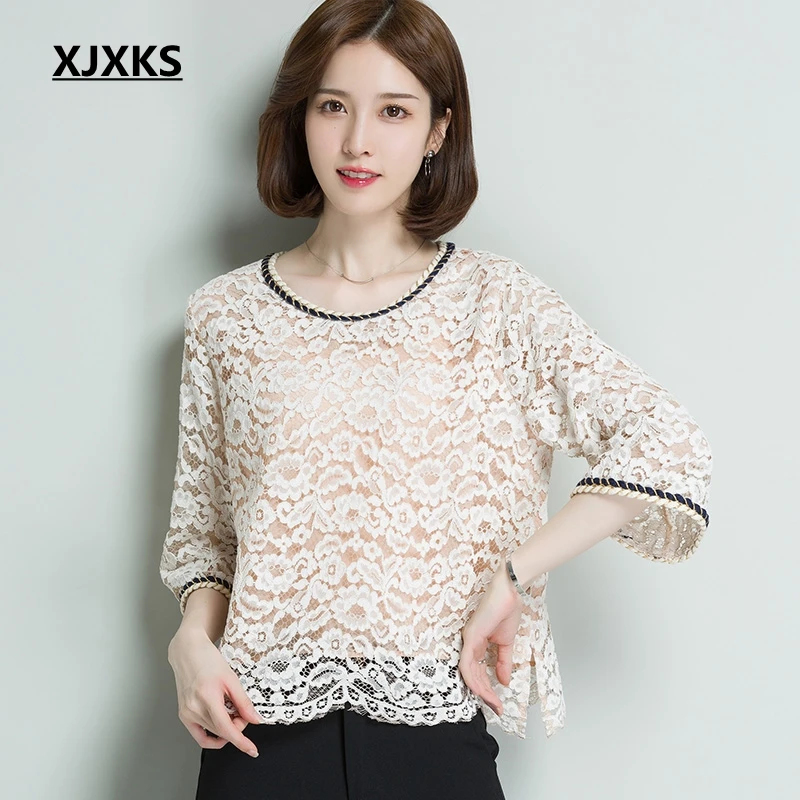

XJXKS Hollow Out Lace Tee Shirt Female Loose 2018 Summer Women Tops New Korean Style Thin Fashion T Shirt Hook Flower Short Top