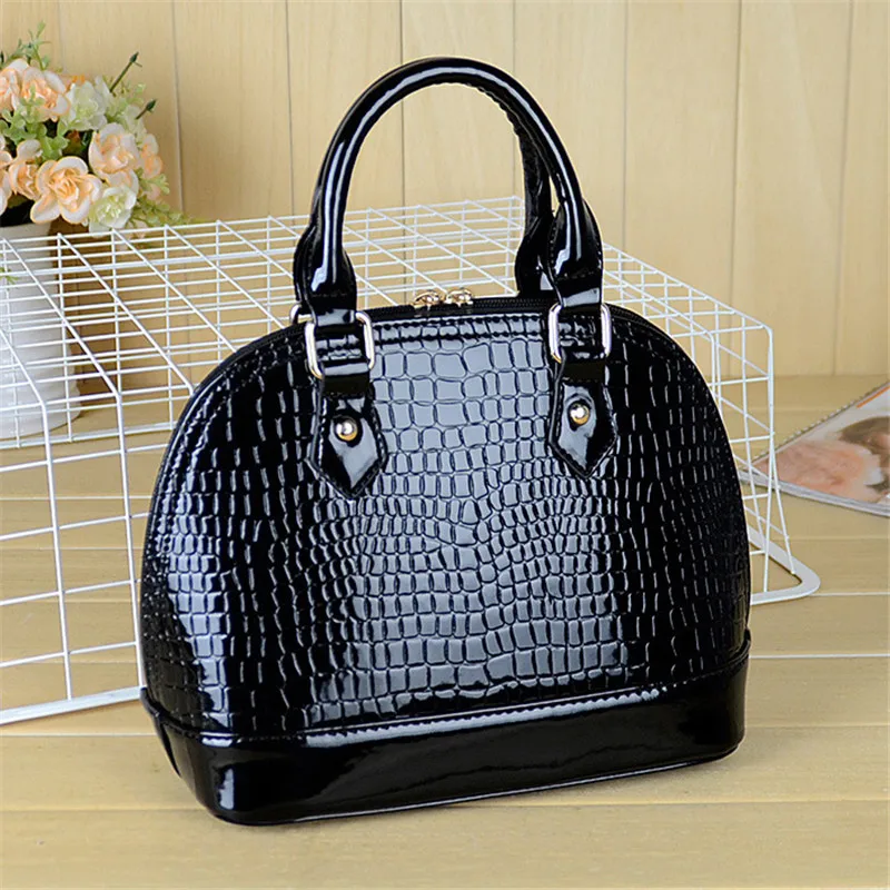 

2018 Crocodile Pattern Leather Women Handbags Luxury Designer Messenger Bags Top Handle Female Shell Type Ladies Hand Bags Bolsa