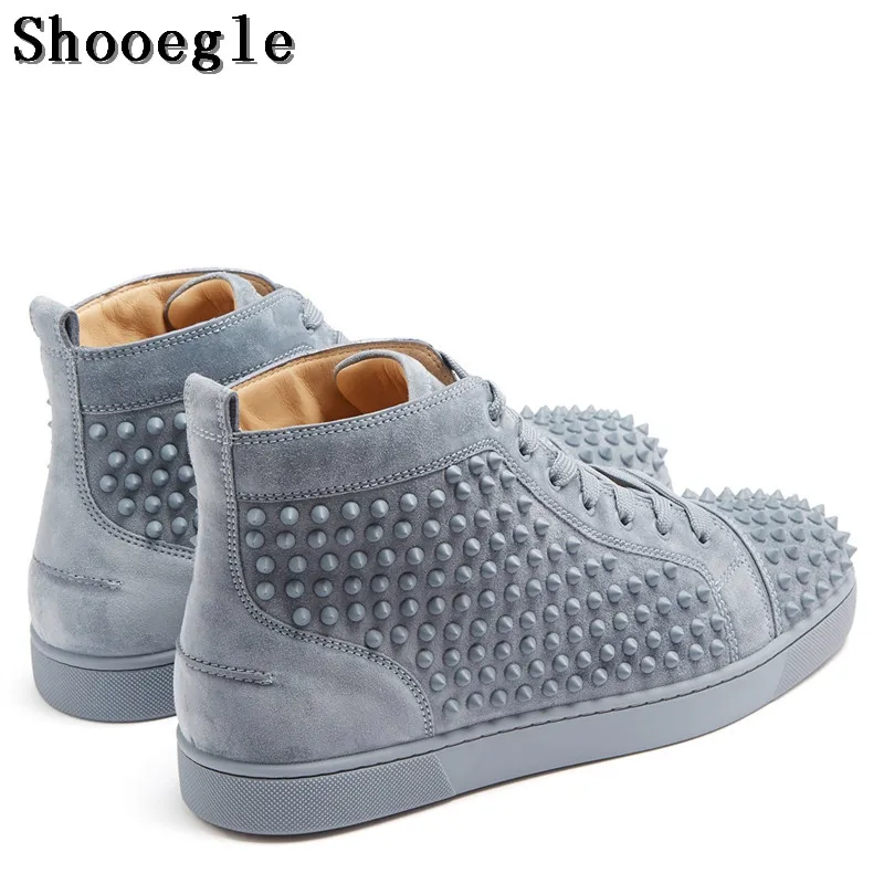 SHOOEGLE/модные мужские замшевые стильные кроссовки с шипами; chaussure homme; мужская обувь с высоким берцем; ботильоны на платформе с заклепками; цвет красный, синий