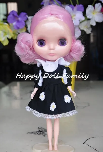 

Blyth doll, nude Blyth doll of 2008 version, eyechip color is random, pink short hair