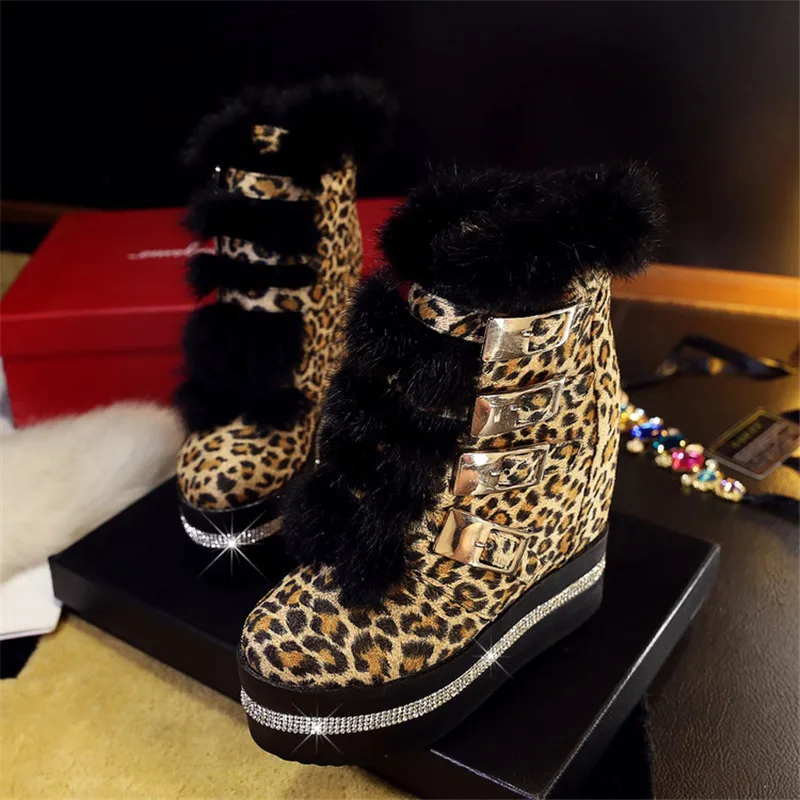 

Fashion Women Snow Boots Warm Fur Shoes Crystal Thick Platform Hidden Wedge Heels Home Outdoor Comfortable Buckle Ankle Boots