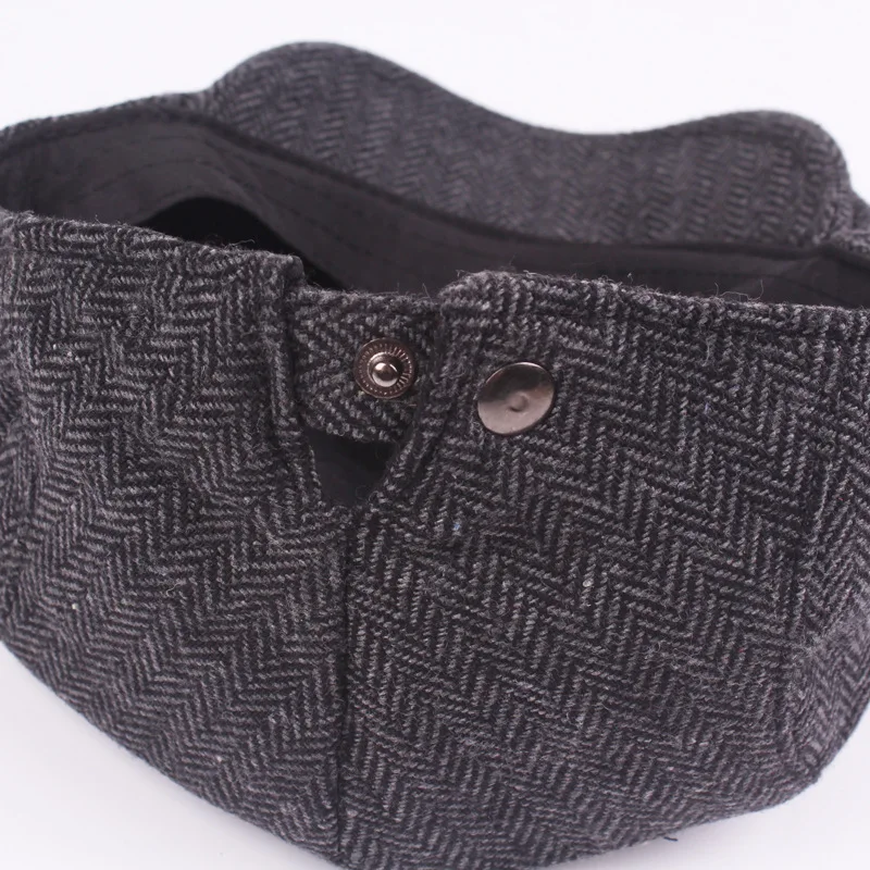 4173783887_823495904