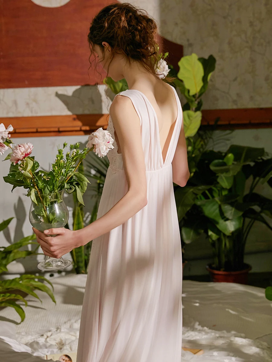 Летняя ночная рубашка для женщин, сексуальное кружевное платье принцессы, Милая женская ночная рубашка без рукавов с глубоким v-образным вырезом