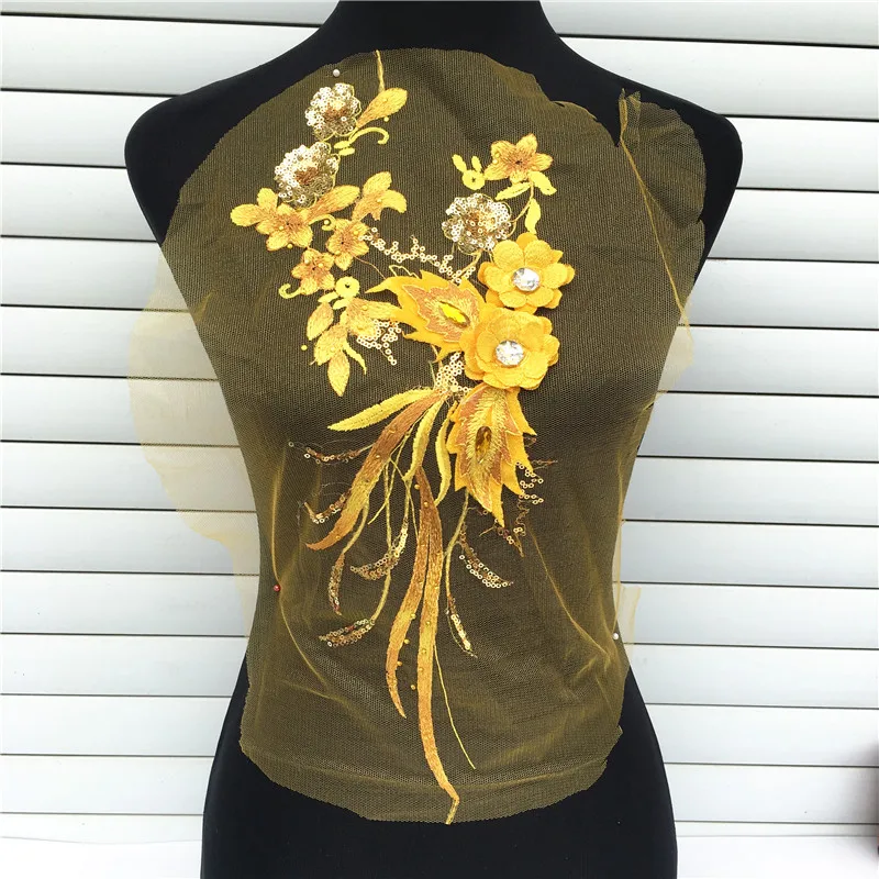 

1PC Yellow Lace Collar 3D Embroidered Sequins Flower Floral Patches Sew-on Appliques For Wedding Dress Decor DIY Material