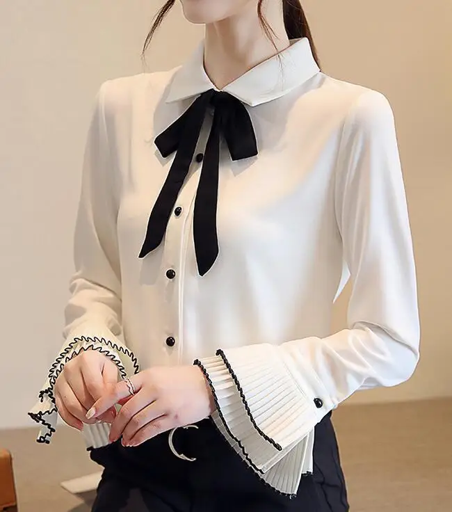 

High Quality 2018 Autumn New Arrival Hot Sale Leisure Turn-down Collar Bowknot Pleated Flare Sleeve Woman Chiffon Top White