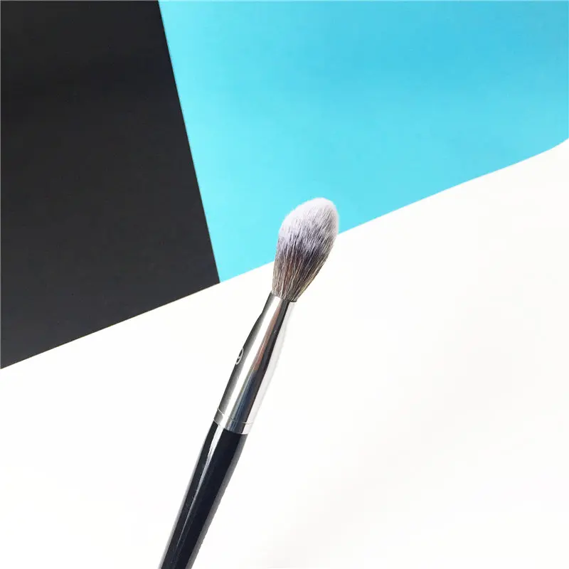 Pro Sculpting Blush Brush#99- Spade-Like Head for Contouring Blushing powders and Liquids- Beauty Makeup Blending Tool