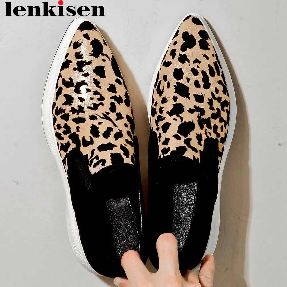 

Lenkisen British style slip on leopars mixed colors slip on loafers thick bottom pointed toe large size vulcanized shoes L0f1