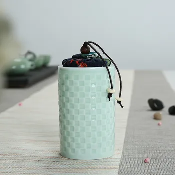 

Concave-Convex Grid Pattern Tea Storage Box Tea Container 5.8*9cm Candy Jar Coffee Bottles Kitchen Ceramic Spices Storage Box