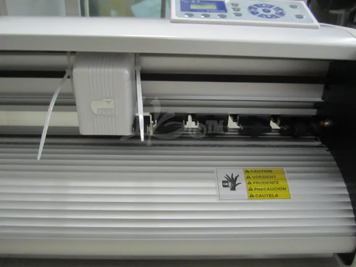 Vinyl cutter CT1200 (14)