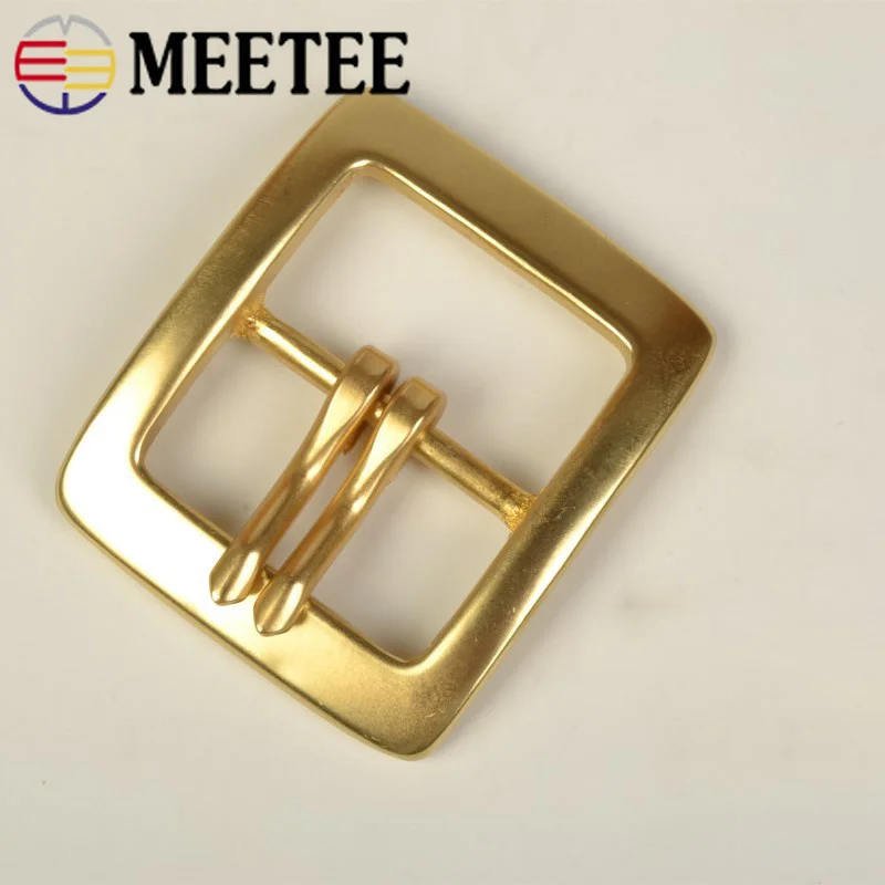 Belt With Buckle Snaps