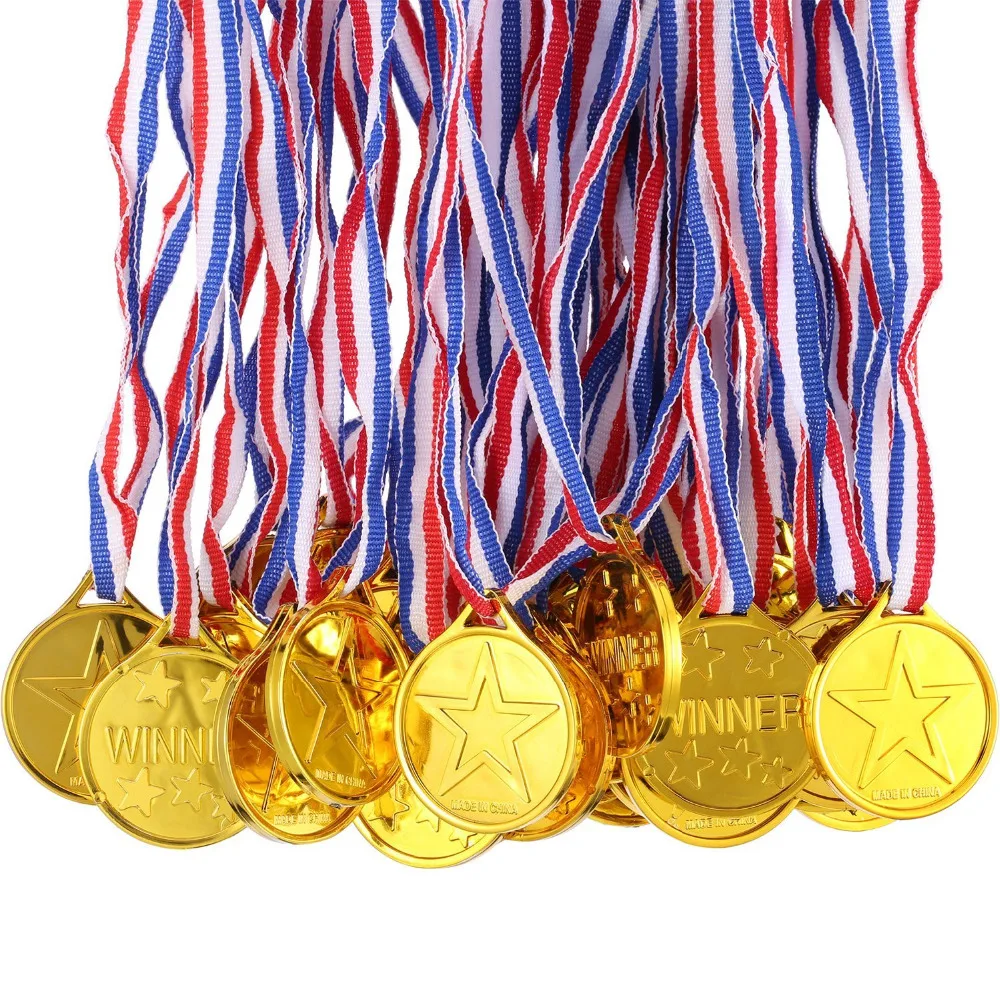 Unicoco12 Olympic Gold Gewinner Medaillen Kunststoff Spiele Spielzeug Preise Geschenke für Kinder Kinder Gastgeschenke Ultra Hohe Qualität 