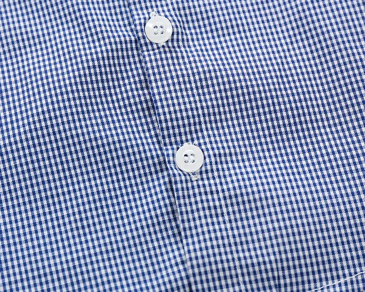 2932329833_2068599042