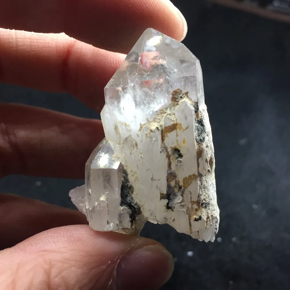 

33g Natural Clear Crystal White Quartz Cluster Point Pillar Column Terminated Wand Skeleton Specimen Healing Reiki Mineral