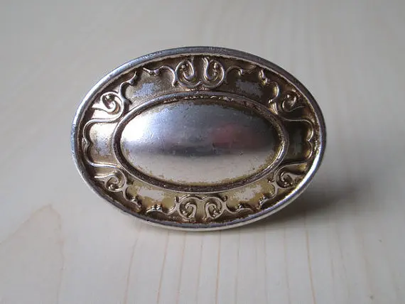 

Shabby Chic Dresser Drawer Knobs Pulls Handles Oval Cabinet Knob Pull Handle Antique Silver Rustic Vintage Furniture Hardware