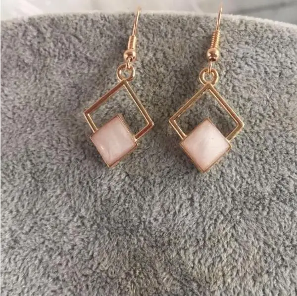 T022 8