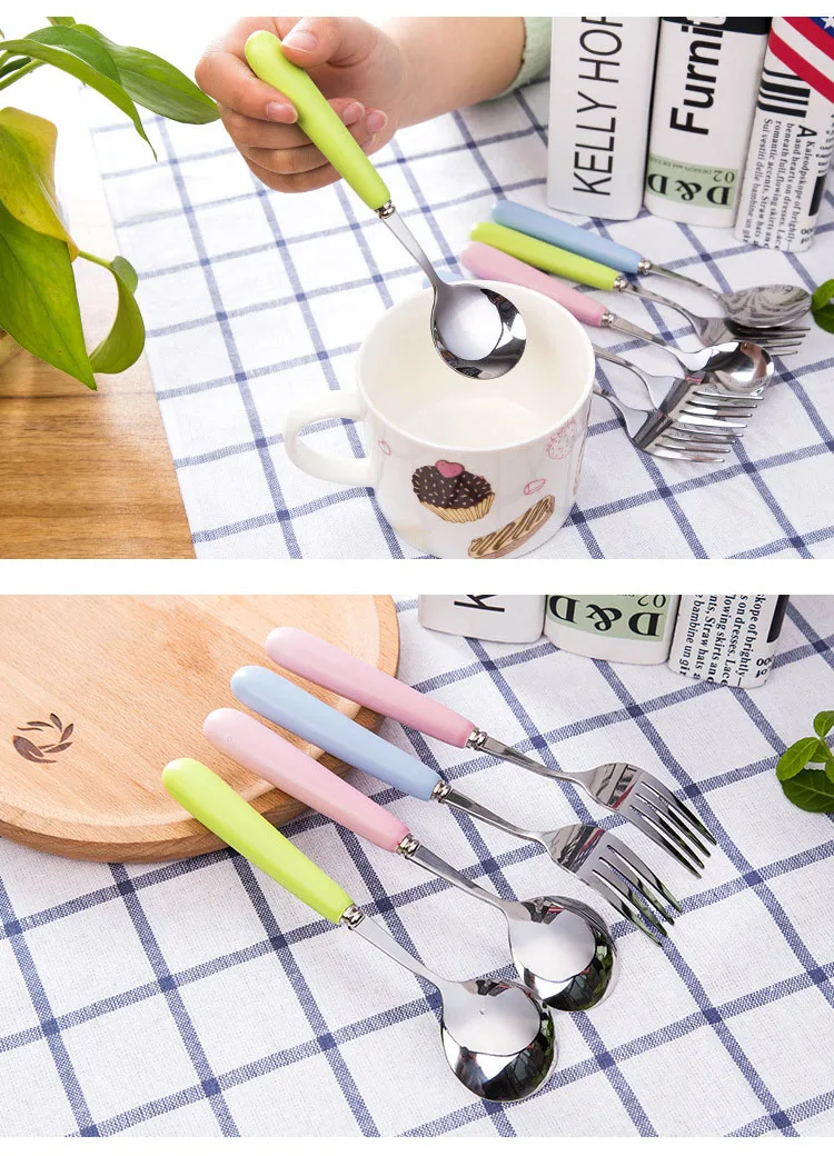 2989715971_1569334606