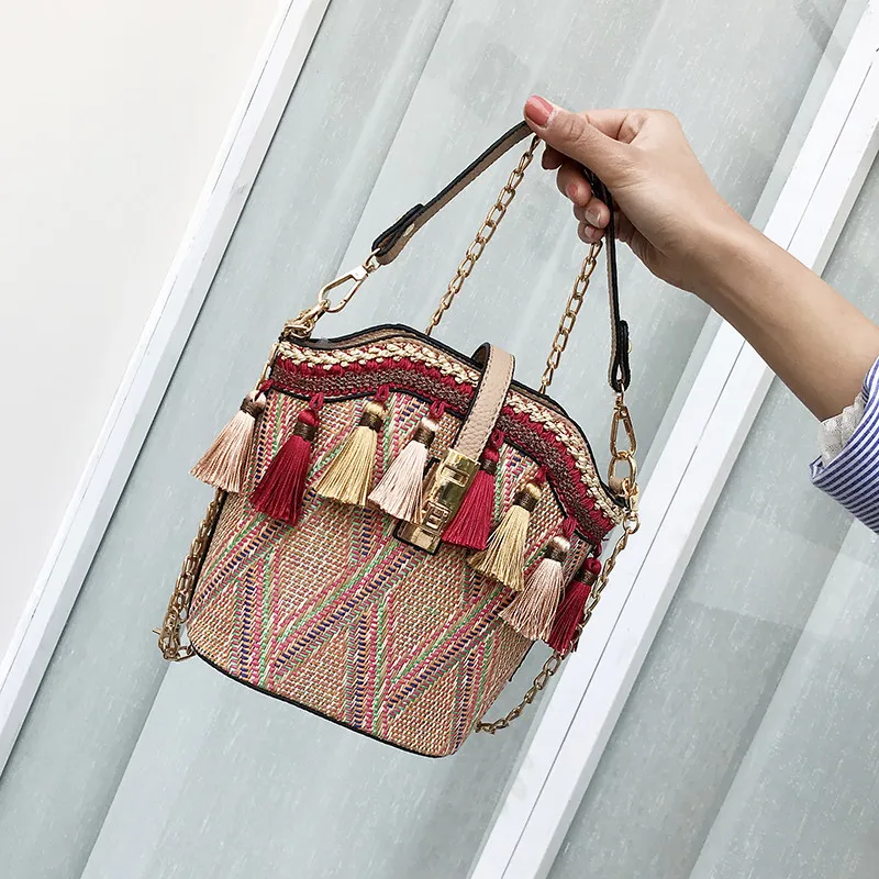 Summer Handbag for Women 2019 Tassel Beach Bag Straw Rattan Luxury Handbags Bohemian Tote Shoulder Bags Bucket New