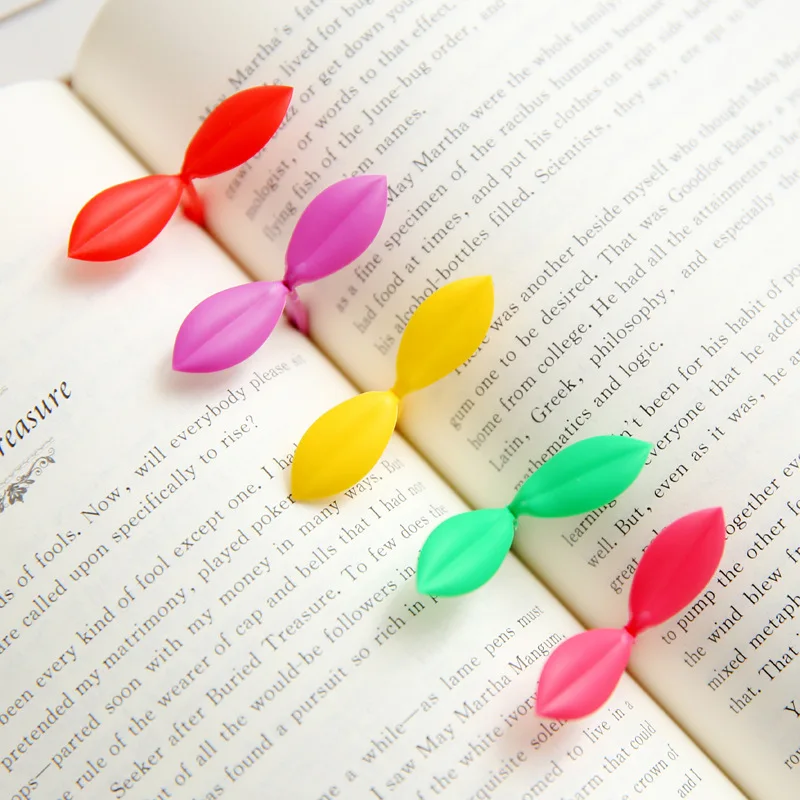 

1pcs Random Grass Germination Gift Bookmarks Marker Stationery Gift Realistic Kawaii Cartoon Bookmarks Office School Supply