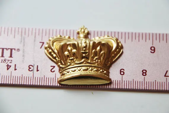 

Silicone fondant mold Royal Crown Silicone Rubber Flexible Food Safe Mold clay soap chocolate crafting cake decorations
