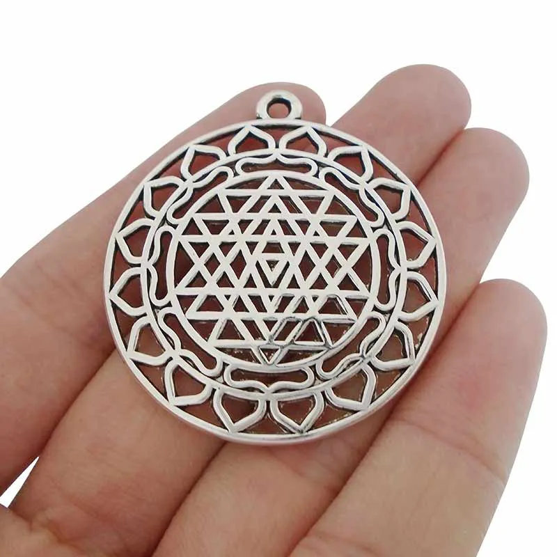 

3 x Antique Silver Tone Sri Yantra Meditation Large Round Charms Pendants for DIY Necklaces Jewelry Making Findings 44x40mm