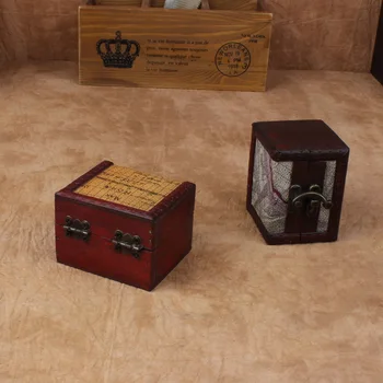 

Vintage Square Wooden Box Jewelry Box with Lock Treasure Chest Case Manual Desktop Organizer Retro Storage Box Home Decor Gift