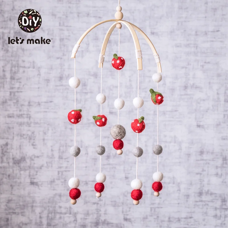 

Let's make Wooden Rattles Wind Chimes 4-6 Months 1pc Single Loaded Strawberry Wholesale Musical Beech Newborns Bed Bell Baby Toy