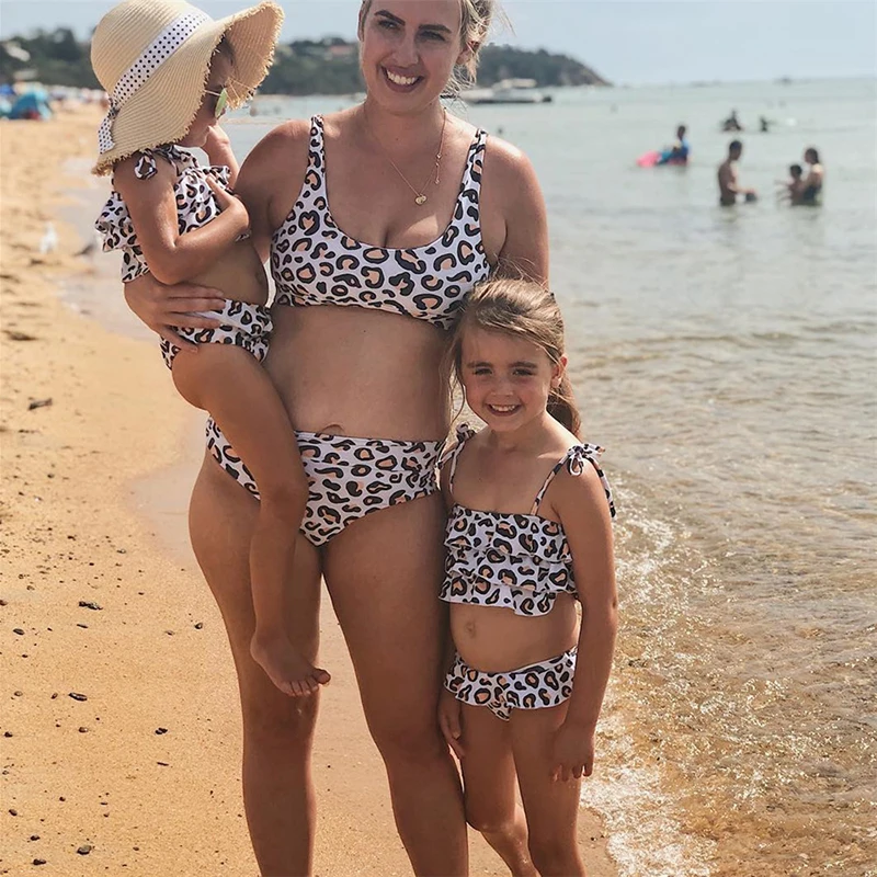 

Mother Daughter Swimsuit Family Leopard Print Mommy and Me Bikini Swimwear Family Matching Clothes Mom And Daughter Bathing Suit