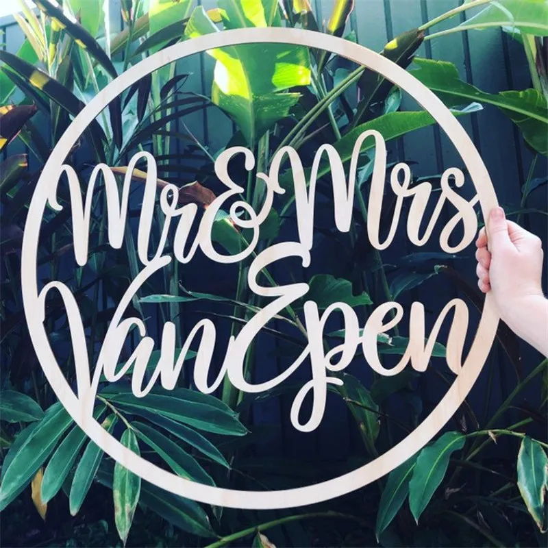 15inch Custom Surname Mr & Mrs Circle Sign Personalized Wooden Wall Door Sign For Rustic Wedding Decor Country Wedding Decor (3)
