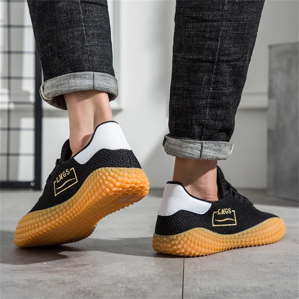 2019 Summer men's breathable mesh sneakers wild trend casual shoes round head straps running shoes non-slip lightweight 40J20 (21)