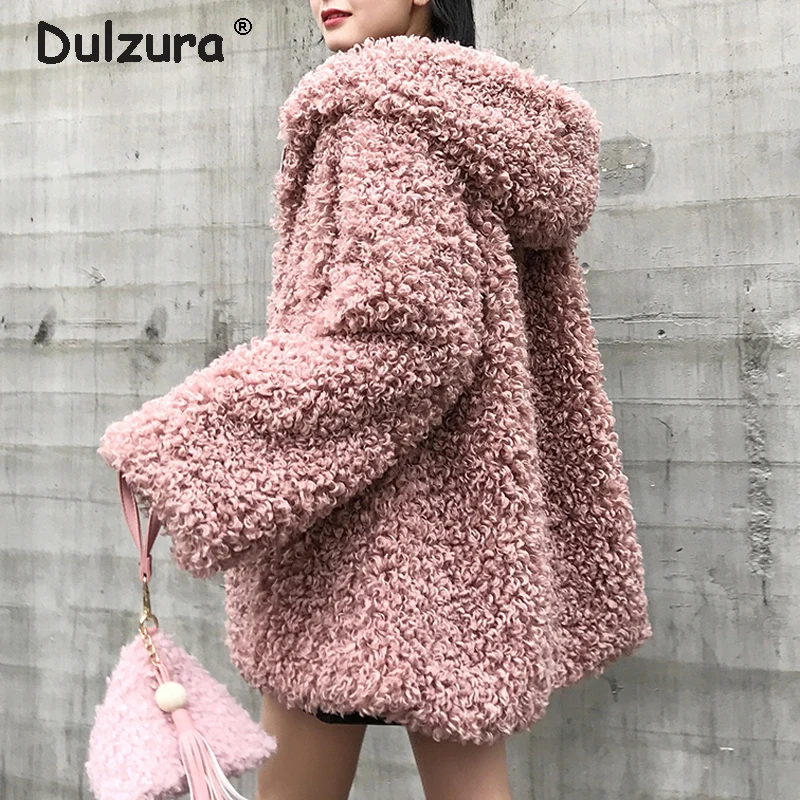 Oversized Hooded Fake Fur Jacket Women Fluffy Shaggy Zipper Faux Fur Coat Women Winter 2018 Thicken Warm Jackets Furry Overcoat Oversized Hooded Fake Fur Jacket Women Fluffy Shaggy Zipper Faux Fur Coat Women Winter 2018 Thicken Warm Jackets Furry Overcoat