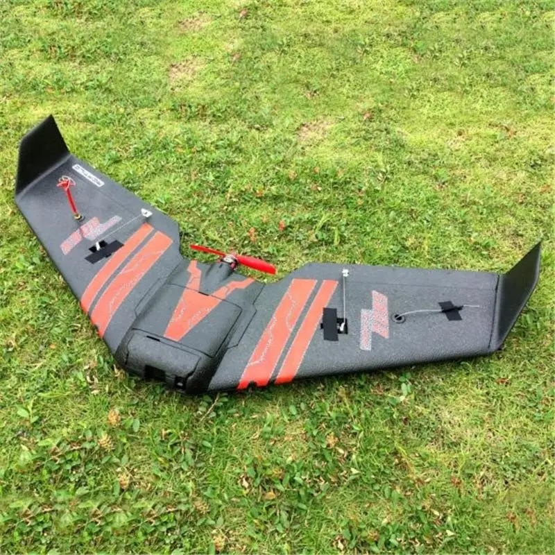 Рептилия S800 SKY SHADOW 820 мм FPV EPP Flying Wing Racer PNP с системой FPV