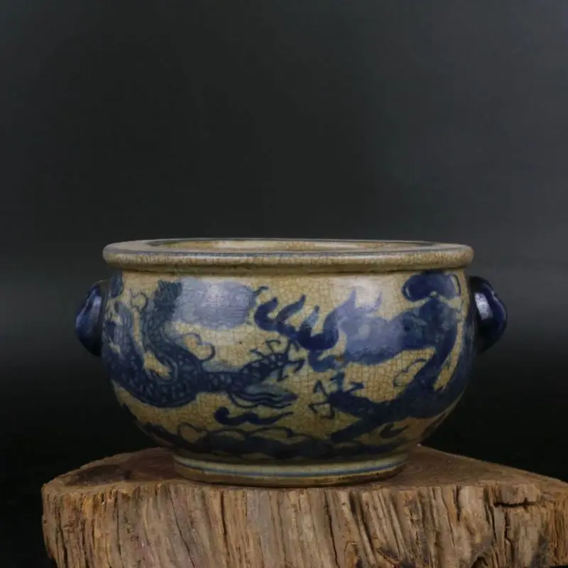 

China antique Porcelain Hand painting MING Blue & White Dragon Incense Burner