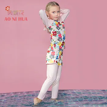 

AONIHUA 2017 New Printed Floral Hooded Two piece Swimsuit for Girls kids Quickly Dry Long sleeve swimwear Children bathing suit