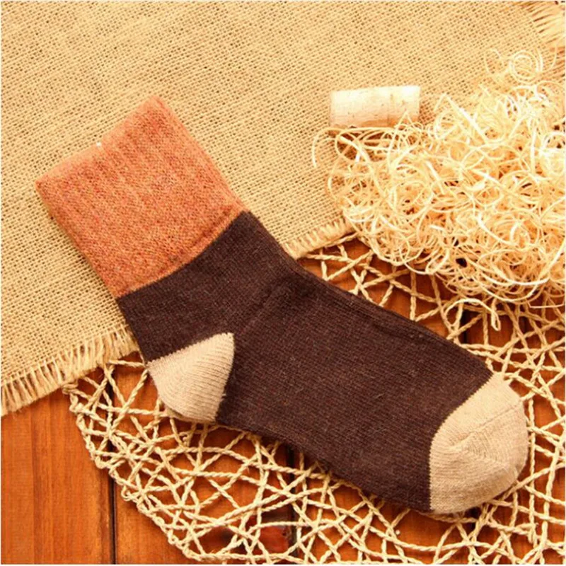 Helisopus 1 Pair New Winter Warm Rabbit Wool Socks Women Fashion Color Patchwork Thick Socks Retro Cotton Warm Socks