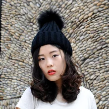 Cx-c-237d унисекс зима теплая вязаная енота Мех животных pom Шапки для мальчиков и девочек