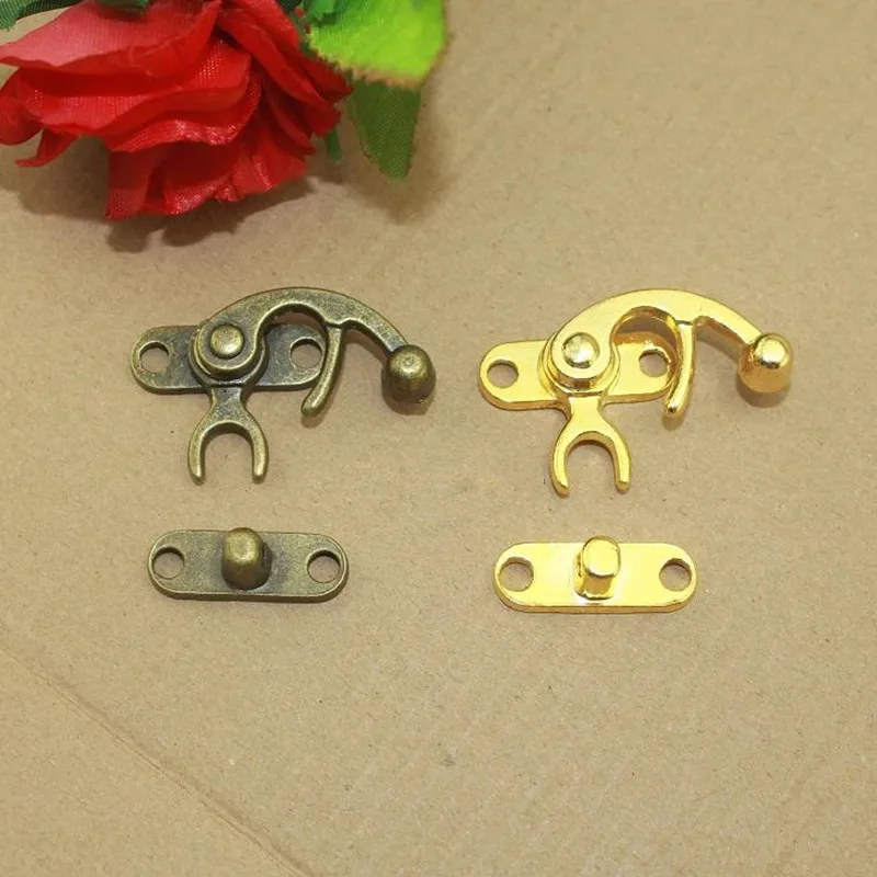 Furniture-Locked-Box-Suitcase-Toggle-Latch-Buckles-Bronze-Tone-Antique-Style-Metal-Lock-Zinc-Alloy-Wooden (1)