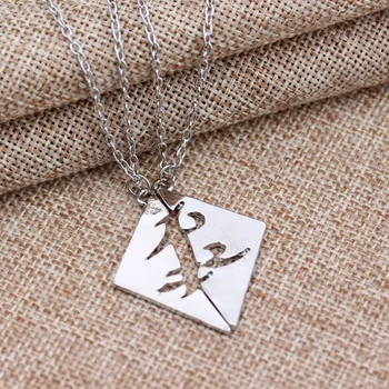 

The Mortal Instruments City of Bones Necklace Lover Couple Necklace Valentine's Day Choker Necklace Action Figure Cosplay Toys