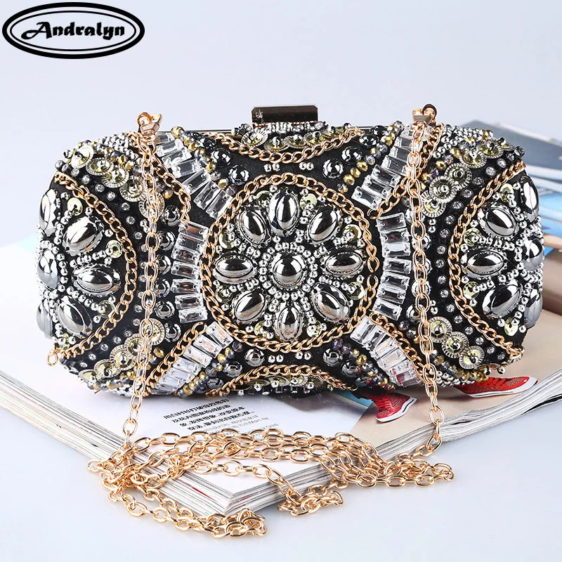 

Andralyn 2018 New Evening Bag Day Clutches Lucury Gem Diamond Flower Crystal Women's Clutch Bags Ladies' Wedding Purse Party Bag