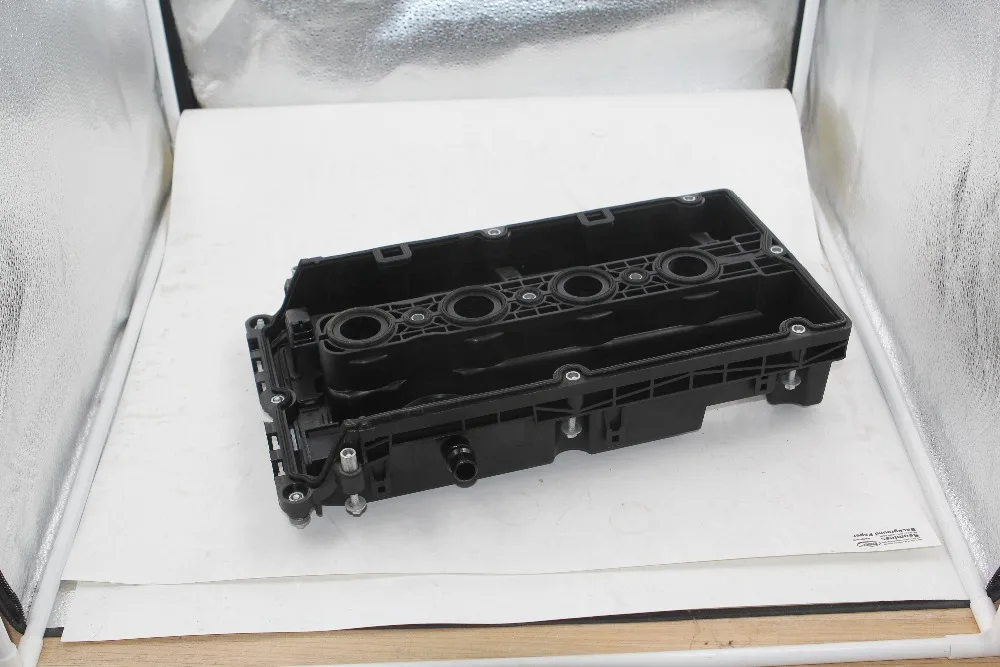 

New Engine Valve Cover For GM Chevrolet Cruze Sonic Aveo Aveo5 Pontiac 55564395 55558673