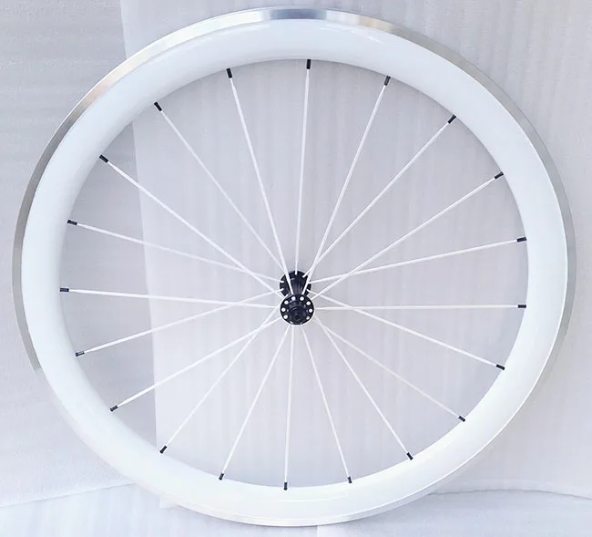 white road bike wheels